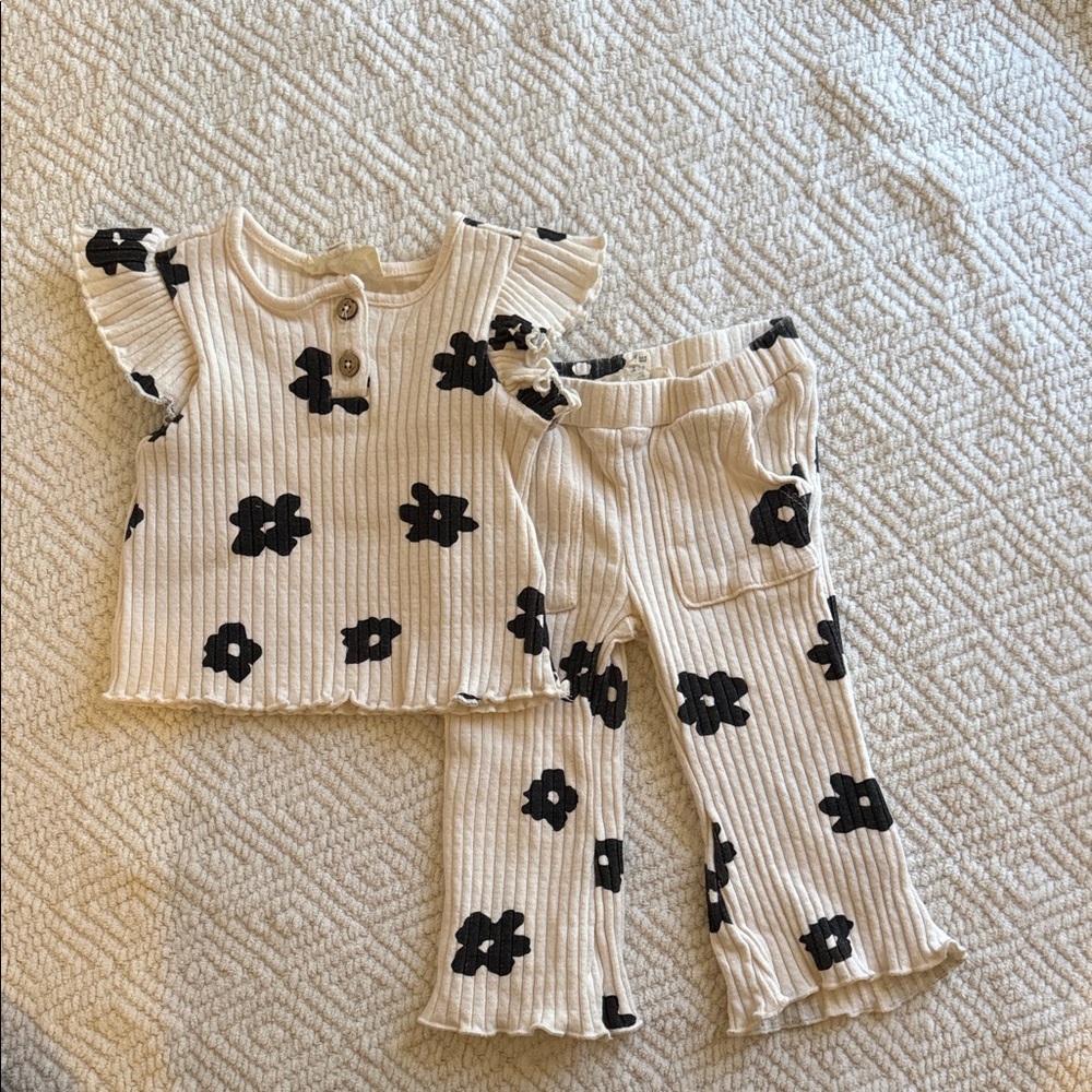 Baby Girl Cream & Black Set